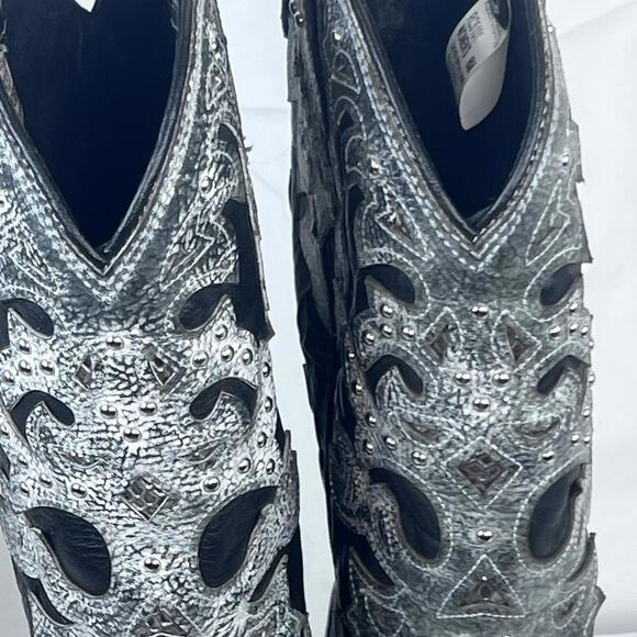 Rockin Country Women’s Leather Studded Cowboy Boots Size 8 Med. Worn Twice! EUC - Picture 5 of 9